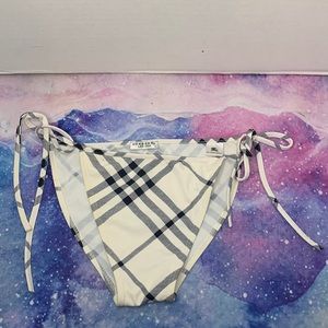 Authentic Burberry of London Classic Plaid Check Pattern Bikini Swim Bottom $220
